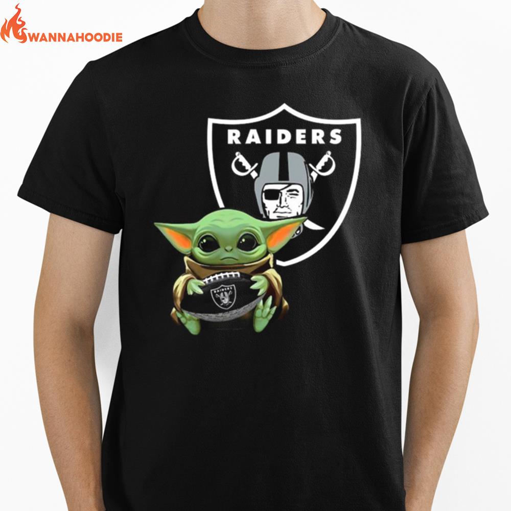 Star Wars Baby Yoda Hug Oakland Raiders Unisex T-Shirt for Men Women